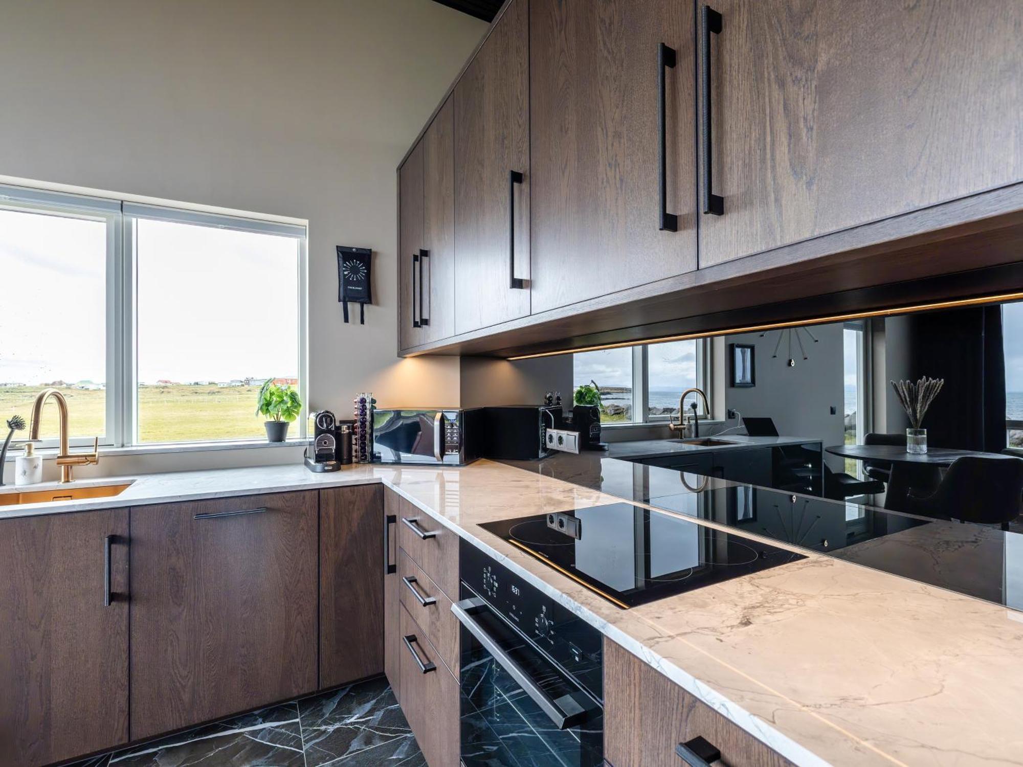 Bay View Apartments Gardur 外观 照片